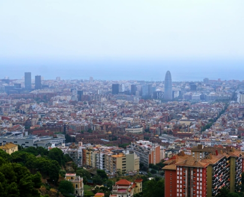 Barcelona en constante cambio y su impacto en la comunidad Barcelona en constante cambio y su impacto en la comunidad