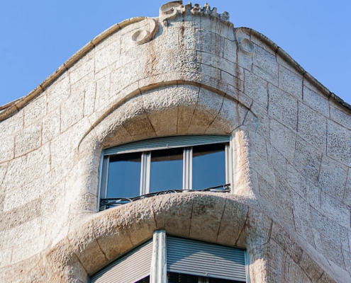 Barcelona: Innovación y Desafíos Sociales en la Ciudad Condal