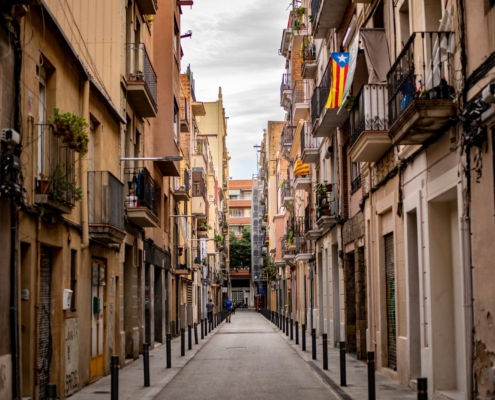 Desafíos y Transformaciones en la Vida Barcelonesa